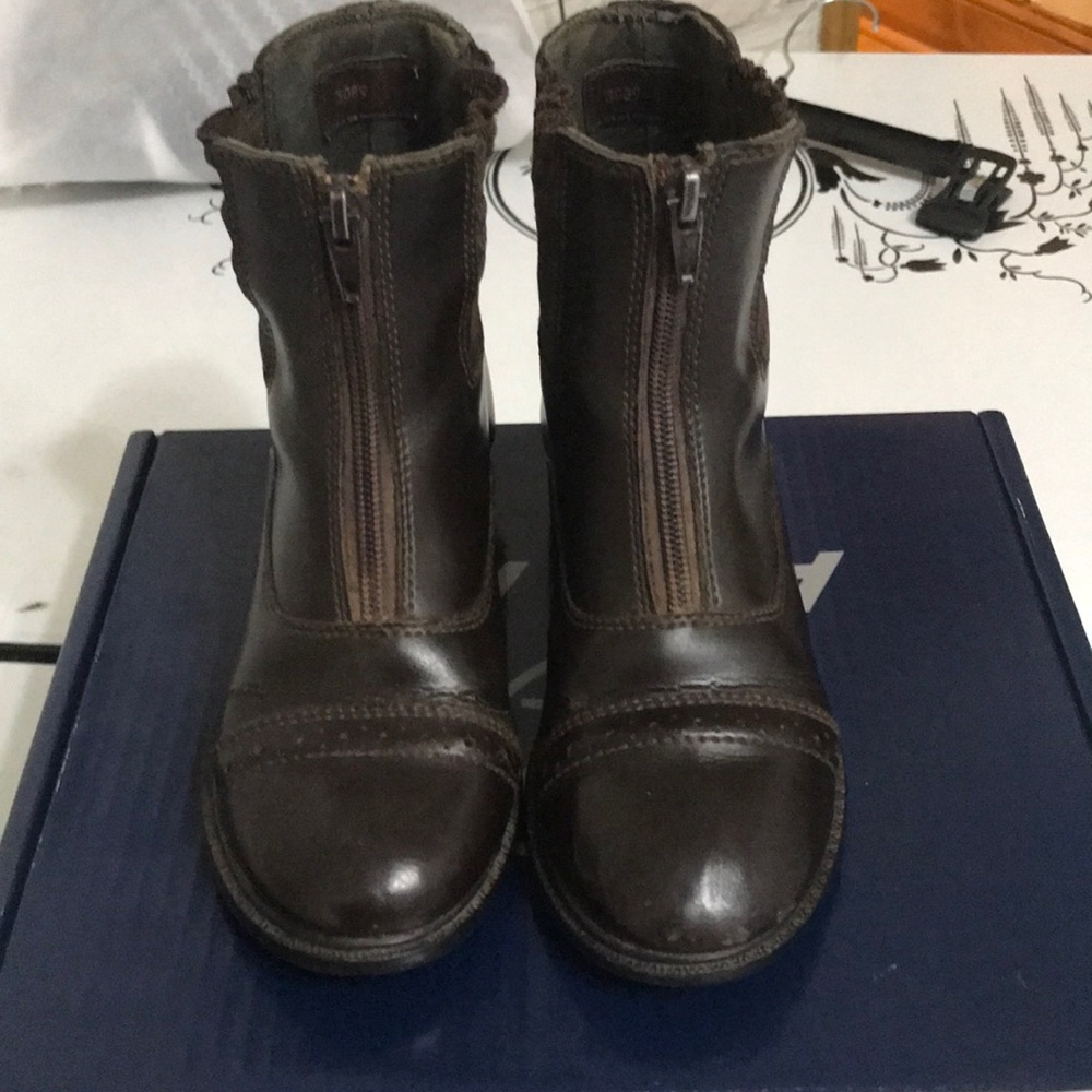 Tuffrider kid’s paddock boots brown with zipper